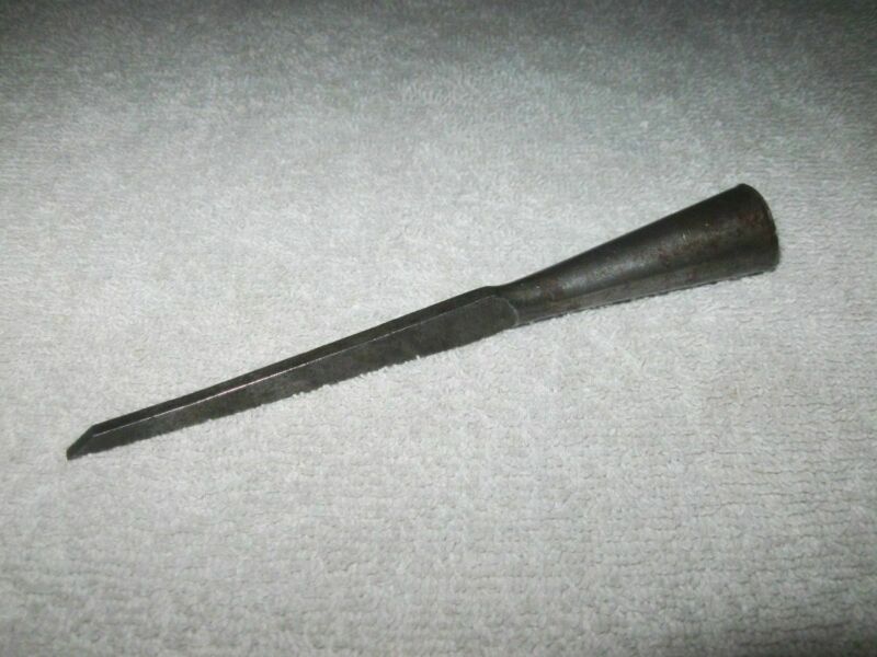 Vintage Mortise Socket Chisel, 1/8" wide Antique Price Guide Details
