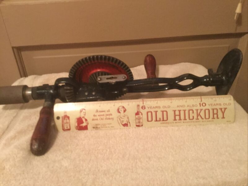 Vintage MILLERS FALLS 2 Speed Bubble Level Shoulder Breast Brace Hand Drill No12 Antique