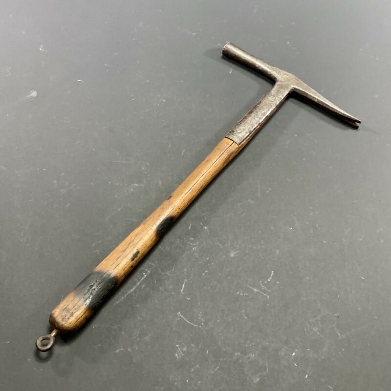 ANTIQUE FRENCH PATTERN STRAPPED TACK CLAW HAMMER UPHOLSTEREY HAMMER