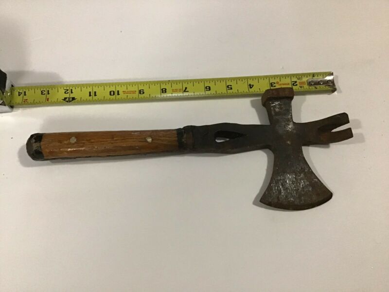 Vintage Roofing Tool Hammer Nail Puller Hatchet Nice Old Piece.see