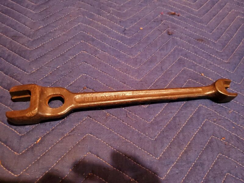 Vintage Antique Old 4 sizes Bell System Lineman''s Wrench Antique