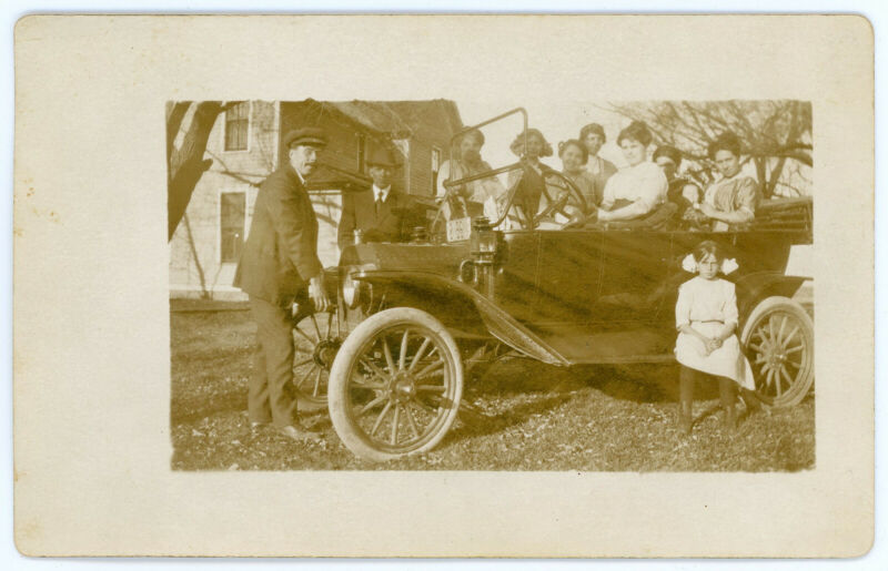 Vintage RPPC Family Pic 1913 1914 1915 1916 Ford Model T Touring Car