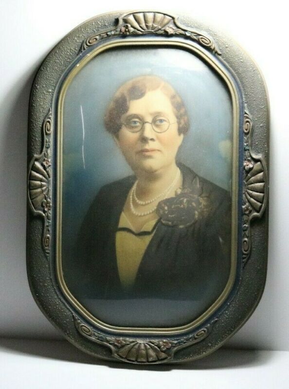 Antique Vintage Convex Bubble Glass Frame From DeLuxe Art Studio Chicago Antique Price Guide