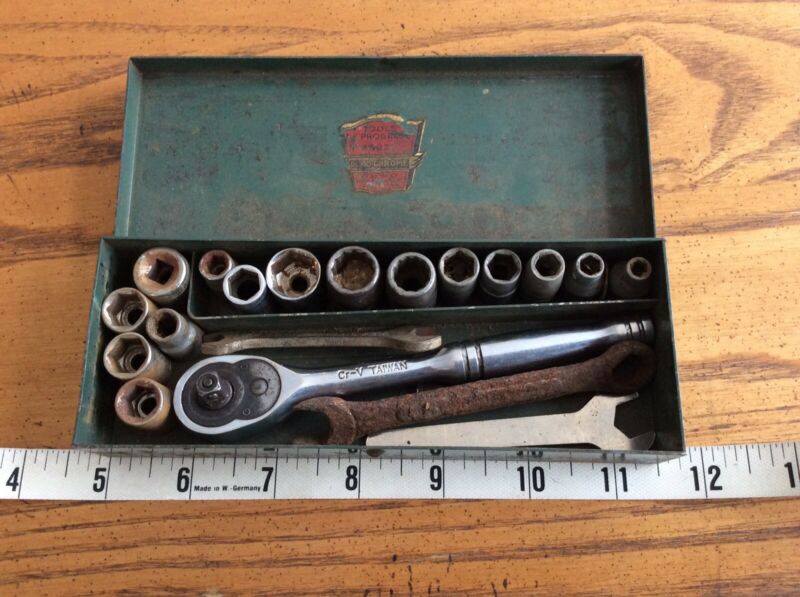 Vintage Tools of Progress Duro Chrome mini Socket set Green Box