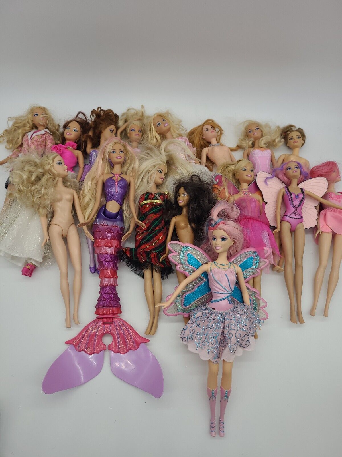 Vintage barbie paper doll lot 1960s barbies and friends with many