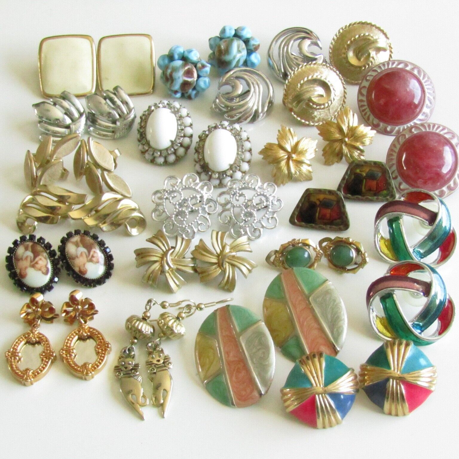Huge Lot ESTATE Jewelry Hattie Carnegie Crown Trifari Hollycraft ...