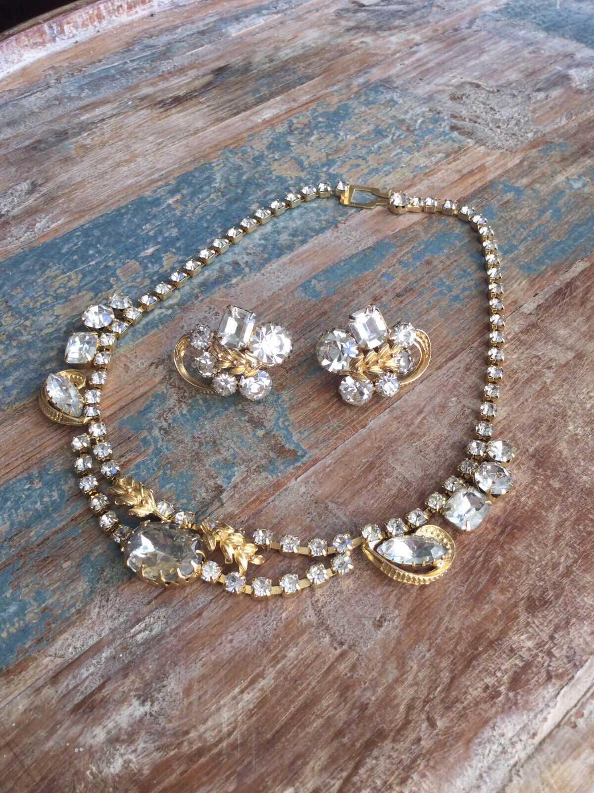 R7 Diamante Silver Necklace and Clip-on Earrings set 213