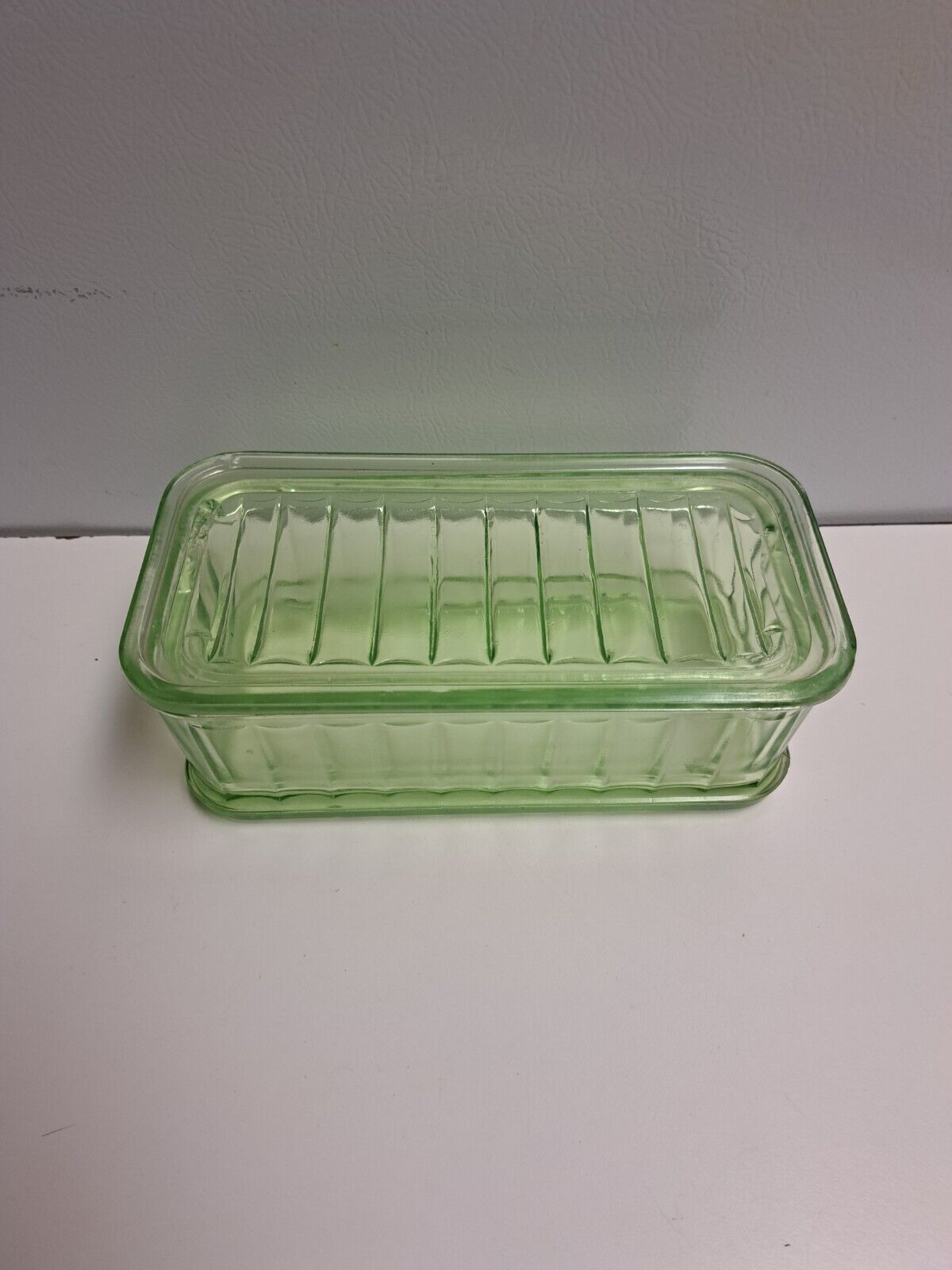 VINTAGE Green Ribbed Depression Uranium Glass Refrigerator Butter Dish ...