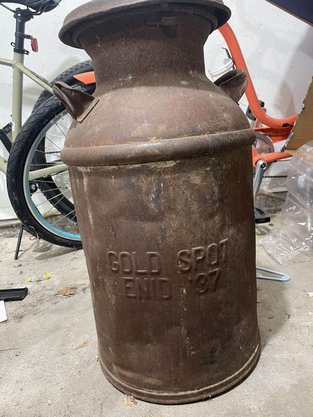 VINTAGE 1937 GOLD SPOT DAIRY ENID OK MILK JUG Antique Price Guide Details Page