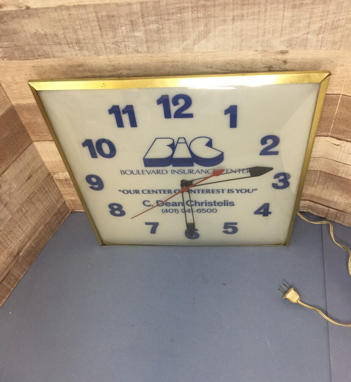 VINTAGE Advertising PAM CLOCK Insurance Co. Clock WORKS 15 1/234 Square