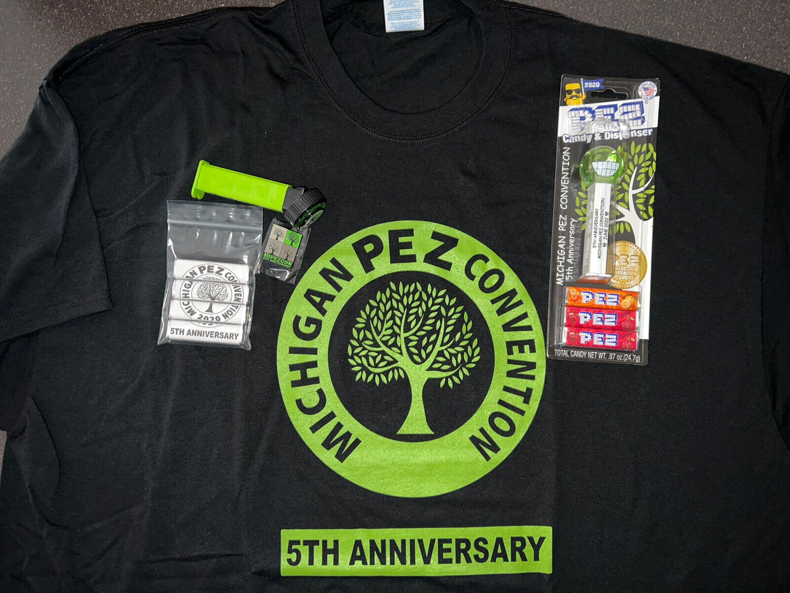 michigan pez convention 2022 tshirt dispenser pin candy pack Antique