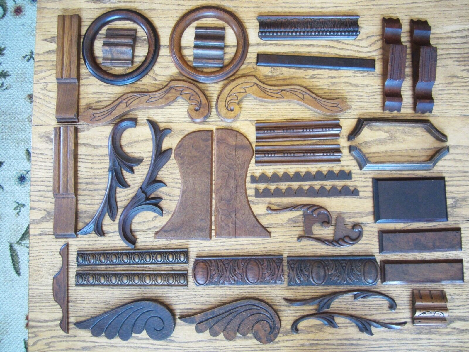 LARGE 36 Eastlake Walnut Oak Furniture Appliques Victorian Wood Parts