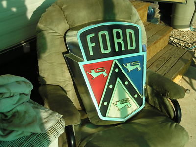 Ford dealer crest flag #8