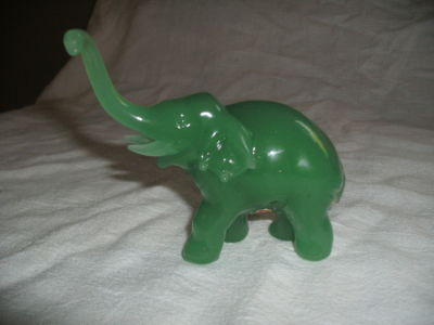 Antiques & Collectibles -- ELEPHANT