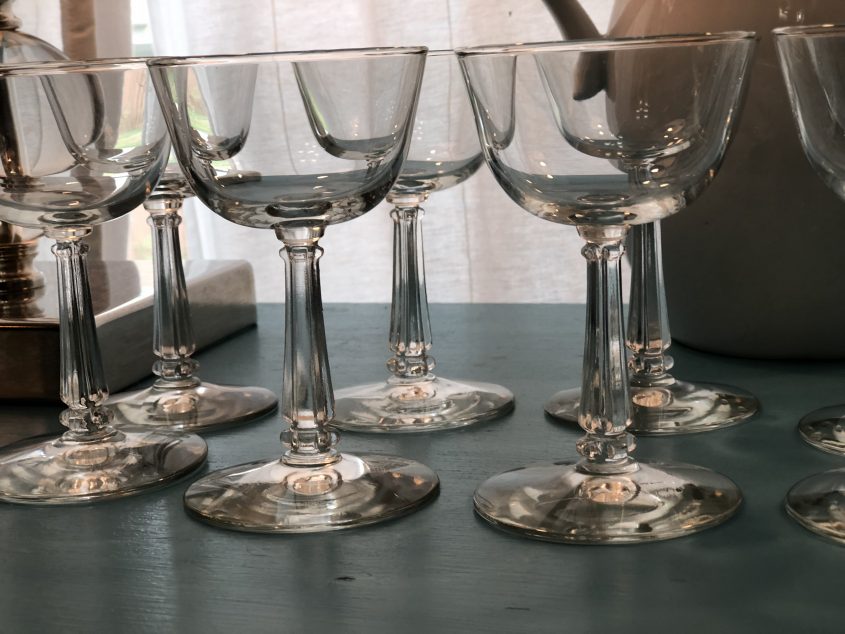 12 Vintage Champagne Glasses AntiquesNavigator — Online Antique Stores
