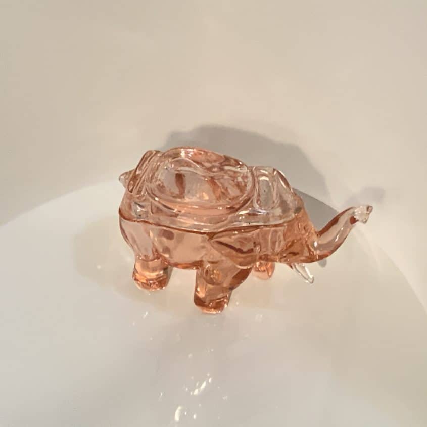 Depression glass Pink Elephant AntiquesNavigator — Online Antique Stores
