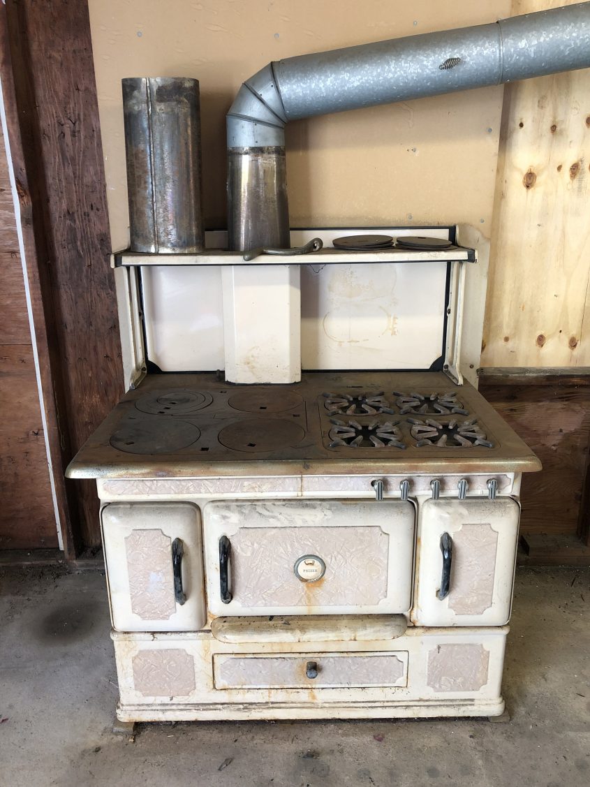 Prizer antique wood burning stove AntiquesNavigator — Online Antique