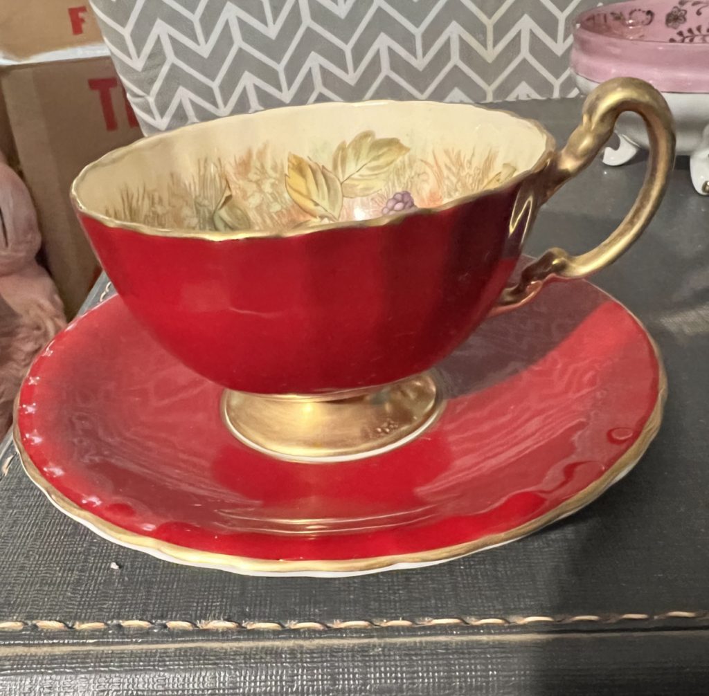 AYNSLEY fruit painted teacup and saucer AntiquesNavigator — Online